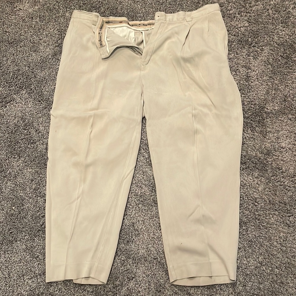 Tommy Bahama 100% Silk pants. Size 42. Light khaki